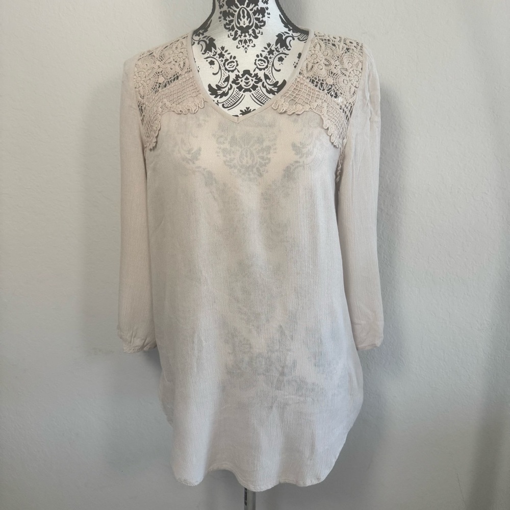 Chico's Semi Sheer Blouse Size S Crochet Top Small 3/4 Sleeve beige